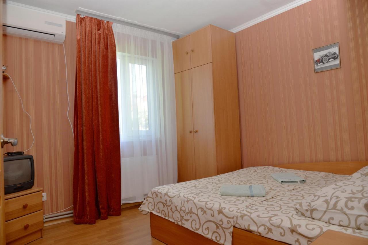 Domik na Fontane Hotel Oldenburg Bagian luar foto